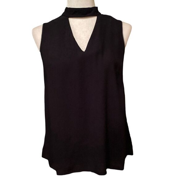 Jasmine & Juliana Solid Black Keyhole Halter Top Size Medium Sleeveless - Picture 1 of 8